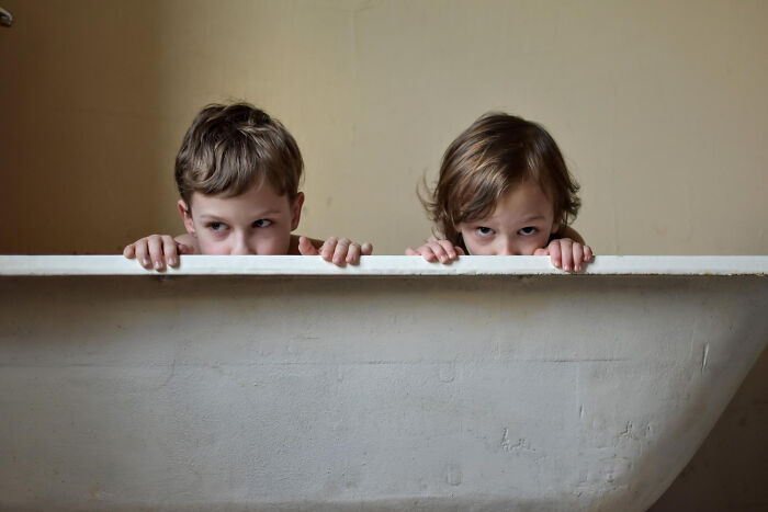 41 Babysitters Who Signed Up For Bedtime Stories Share How They Ended Up Living Horror Experiences