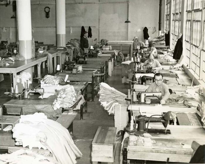 33 Rare Glimpses Into The Harsh Reality Of Life On Alcatraz