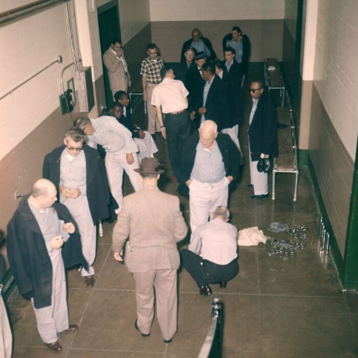 33 Rare Glimpses Into The Harsh Reality Of Life On Alcatraz