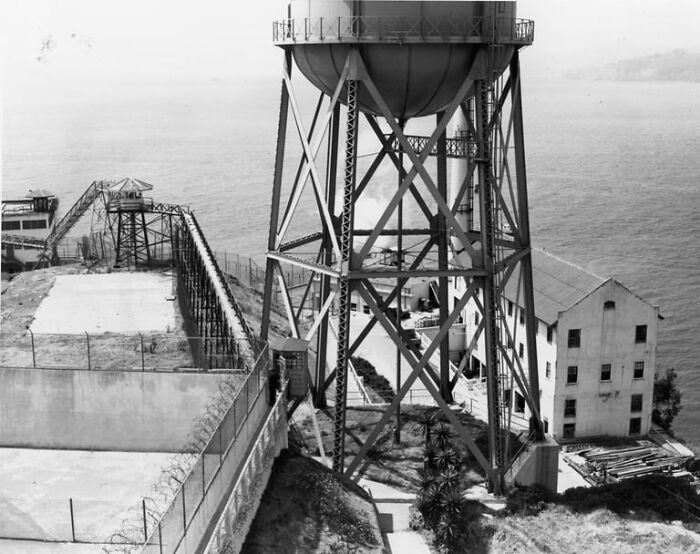 33 Rare Glimpses Into The Harsh Reality Of Life On Alcatraz