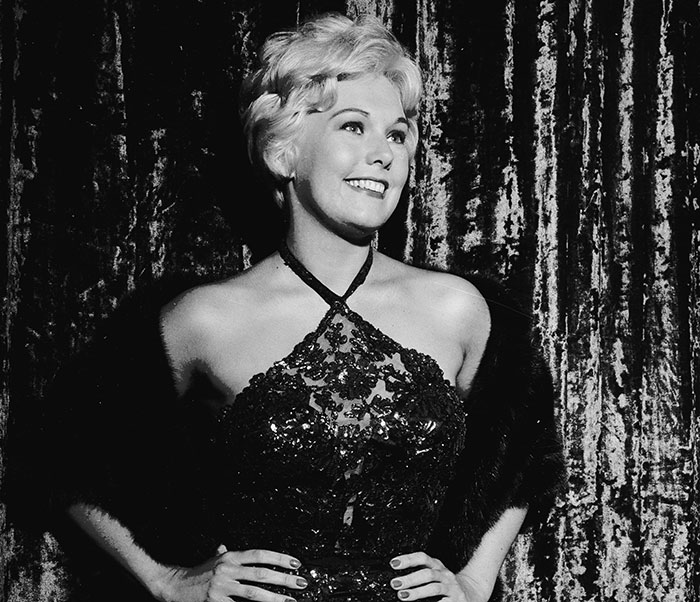 &#8220;I&#8217;m Feeling It&#8217;s Close To The End&#8221;: 92-Year-Old Old Hollywood Star Makes Rare Public Appearance