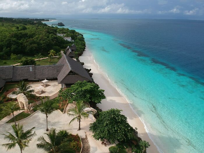 People Saw These 57 Travel Destinations In Person And They Were Not The Same As The Pictures