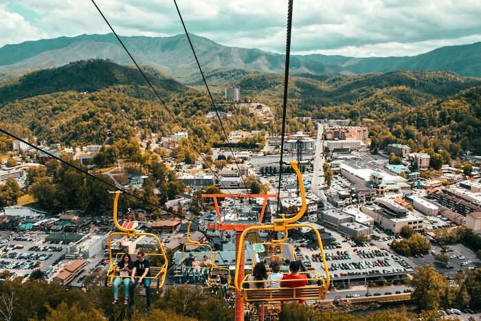People Saw These 57 Travel Destinations In Person And They Were Not The Same As The Pictures