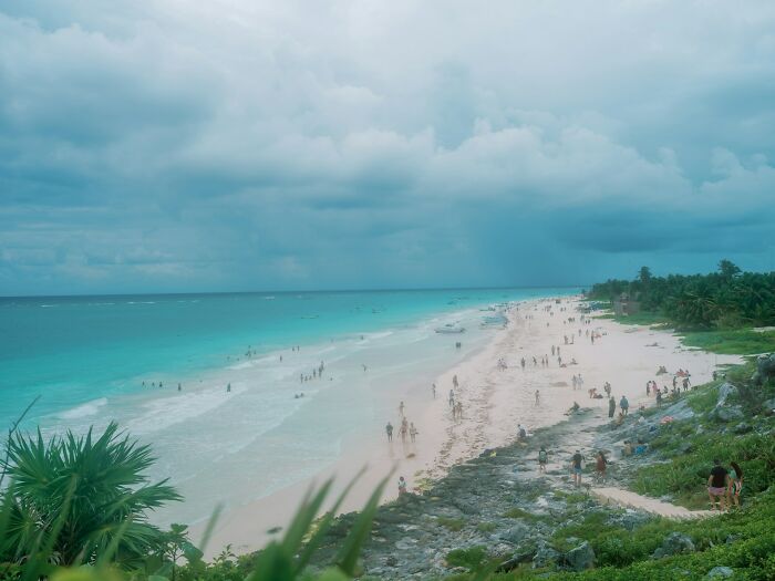 People Saw These 57 Travel Destinations In Person And They Were Not The Same As The Pictures