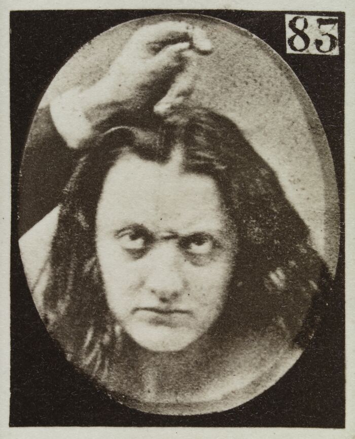 45 Pics From This Facial Expressions Experiment In The 19th Century Might Give You Nightmares