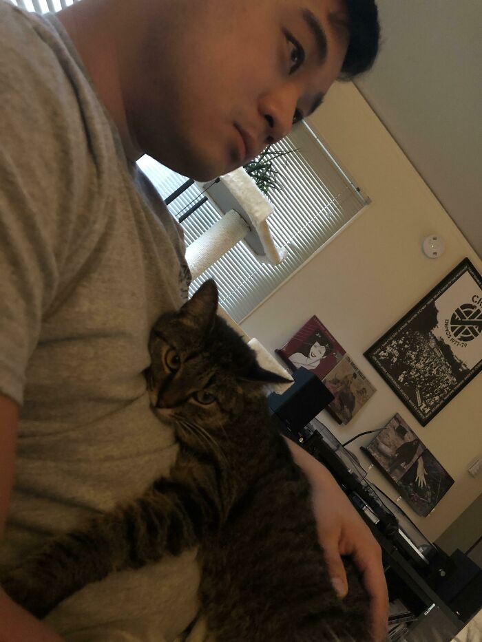 140 Dads Who Said “No Pets” And Ended Up Becoming Total Softies