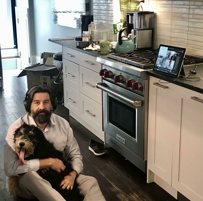 140 Dads Who Said “No Pets” And Ended Up Becoming Total Softies