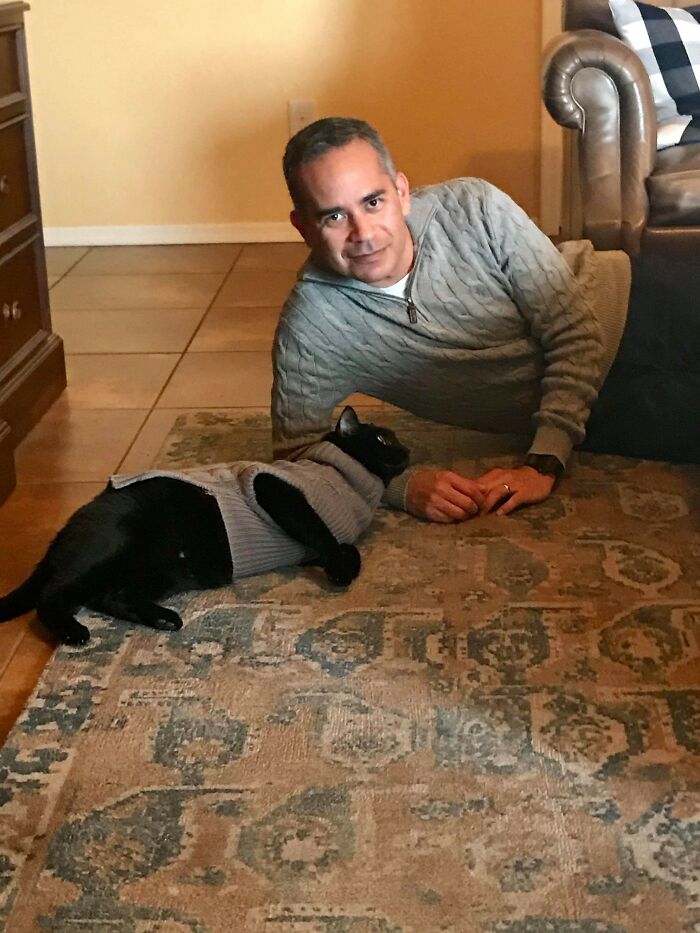 140 Dads Who Said “No Pets” And Ended Up Becoming Total Softies