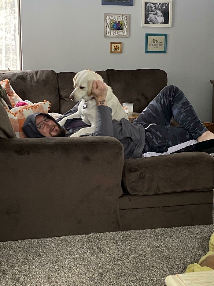 140 Dads Who Said “No Pets” And Ended Up Becoming Total Softies