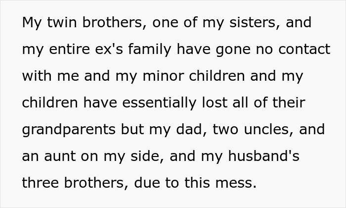 Woman Catches Her Mom Sleeping With Her Husband, Exposes Their 22-Year Affair