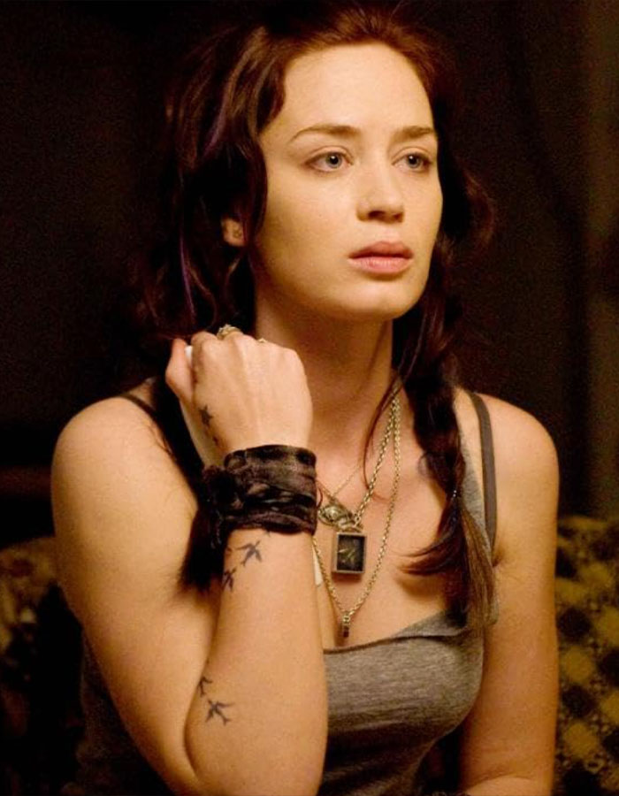 Emily Blunt’s Braless Look In Venice Sparks Plastic Surgery Rumors