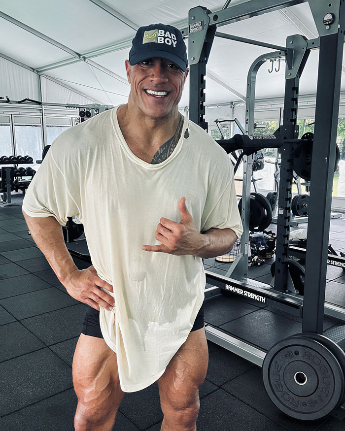 Fans Defend Dwayne Johnson After Actor’s New “Slim” Look Raises Health Concerns