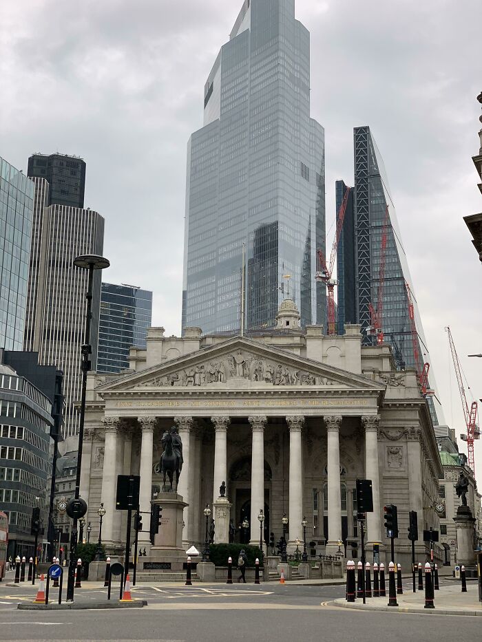 Old Versus Modern Architecture: 51 Fascinating Photos