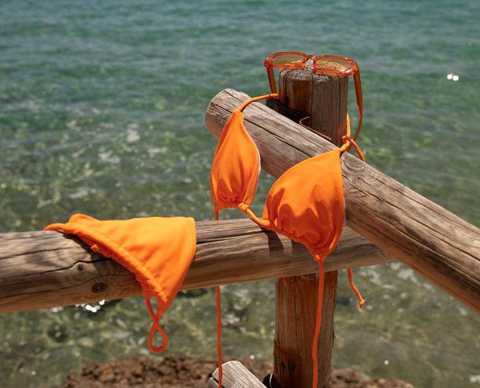 Muslim Monster-In-Law Spots Bikini In DIL’s Honeymoon Luggage, Complains, DIL Lets Her Have It