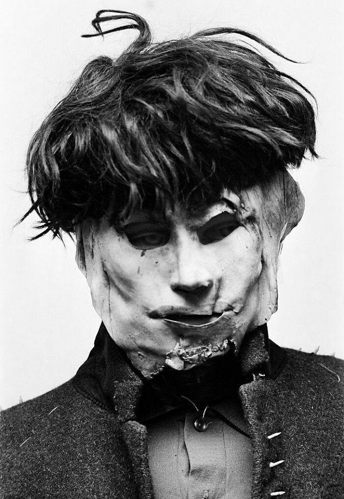 89 Terrifying Photos And Stories That Are As Fascinating As They Are Scary