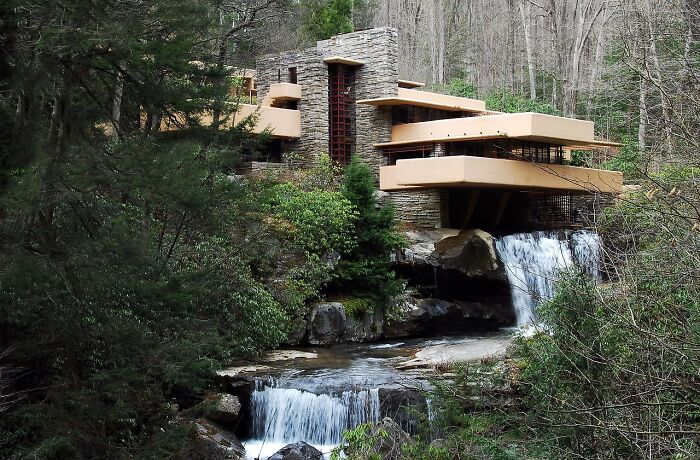 30 Groundbreaking Homes That Will Go Down In History As Architectural Icons