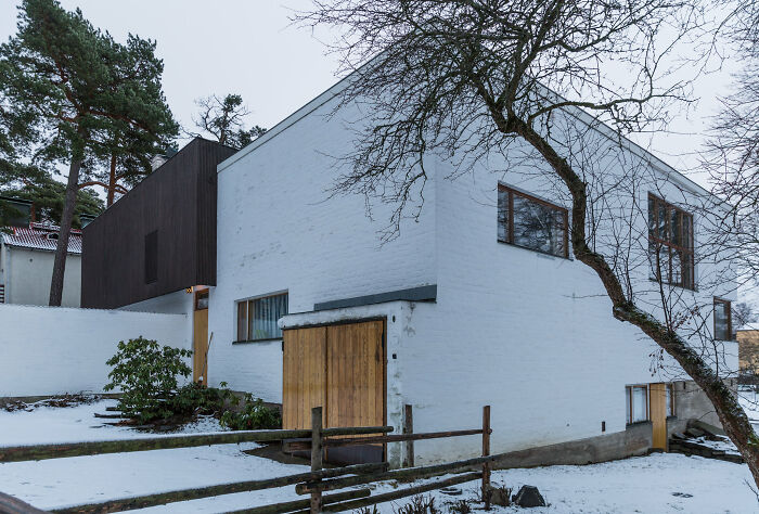 30 Groundbreaking Homes That Will Go Down In History As Architectural Icons