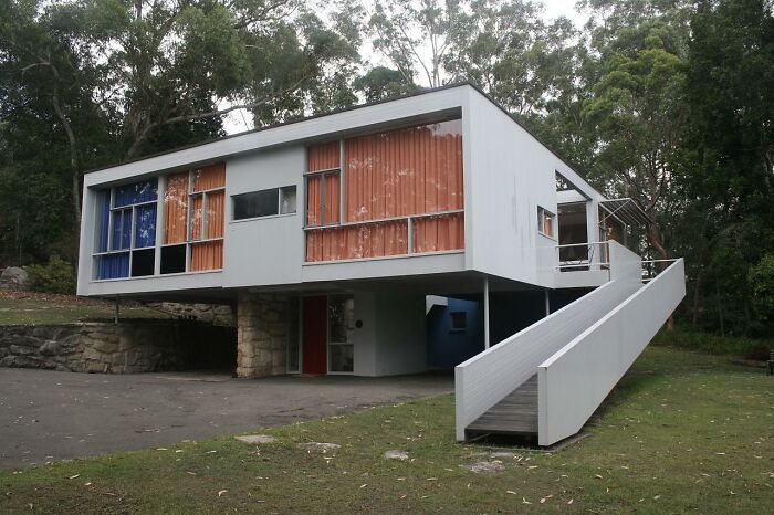 30 Groundbreaking Homes That Will Go Down In History As Architectural Icons