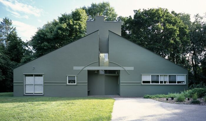 30 Groundbreaking Homes That Will Go Down In History As Architectural Icons