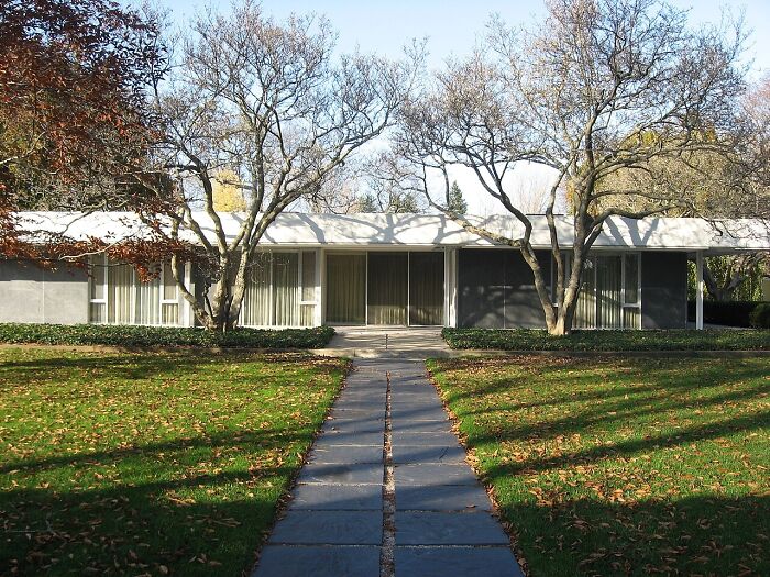 30 Groundbreaking Homes That Will Go Down In History As Architectural Icons