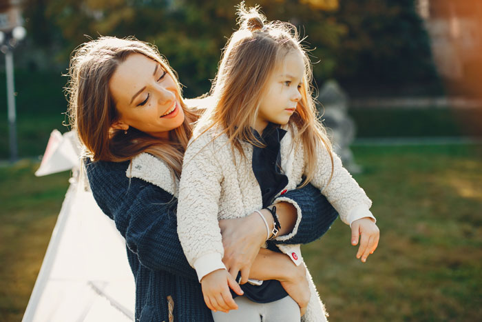 40YO Aunt Refuses To Be A Free Sitter For Couple, They Try To Guilt-Trip Her With The “Family” Card