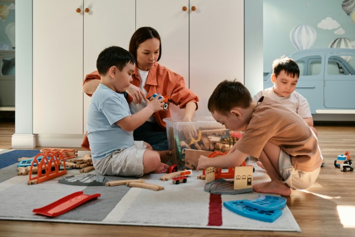 “Am I Wrong For Bringing My Friend’s Kids To Her After Babysitting Date Goes Too Long?”