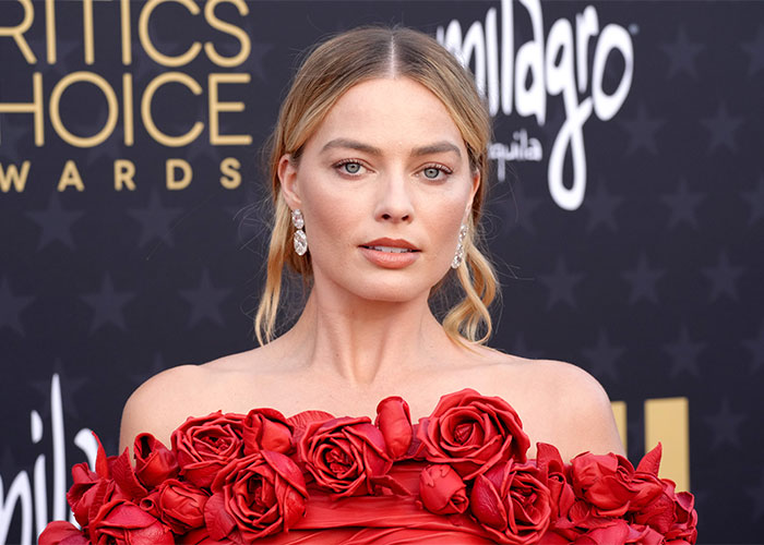 &#8220;50 Shades Of 1800s&#8221;: Margot Robbie And Jacob Elordi &#8220;Wuthering Heights&#8221; Teaser Divides Internet