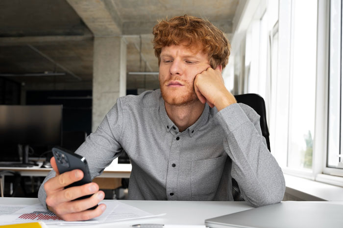 Boss Pretends She Has No Clue That Employee Resigned, “Accepts” It Only After He Gets HR Involved