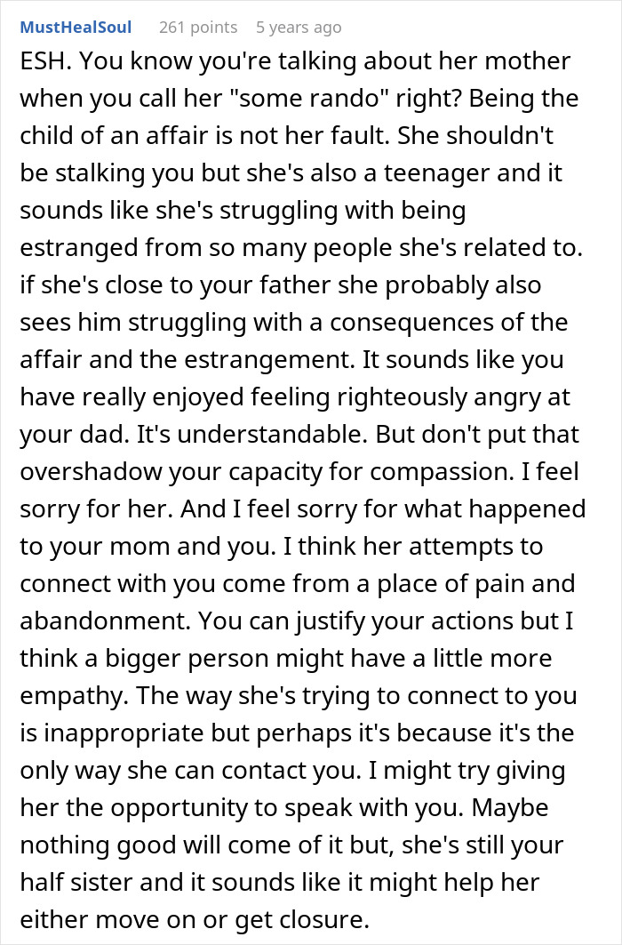 Fam’s Dirty Laundry Aired Out Online By “Stalker” Half-Sis, Livid Woman Finally Puts A Stop To It