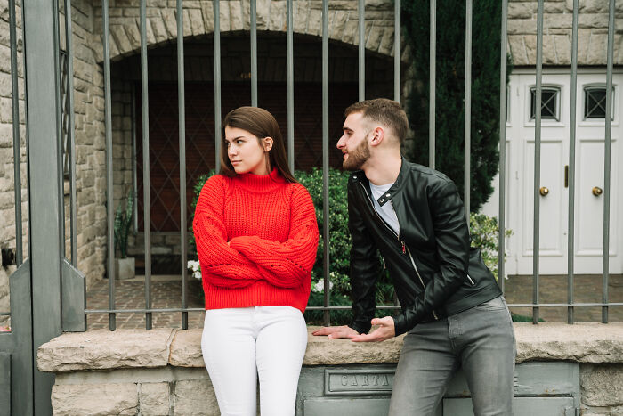 31 People Online Share The Exact Moment They Fell Out Of Love With Their Partner