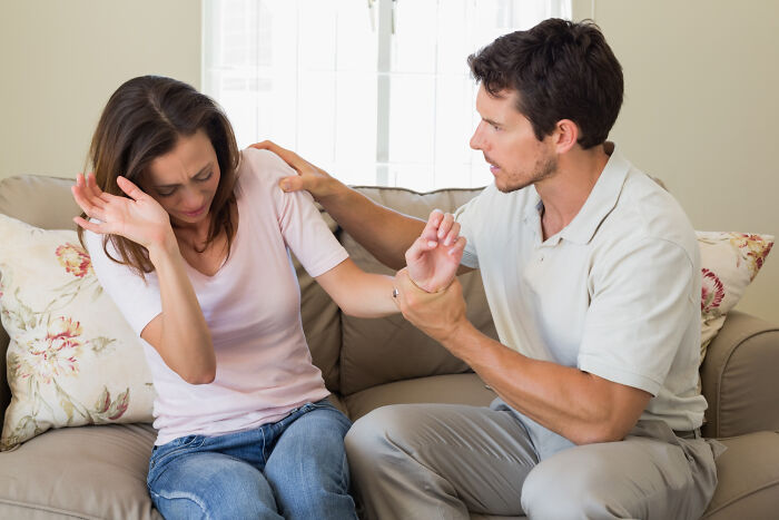31 People Online Share The Exact Moment They Fell Out Of Love With Their Partner