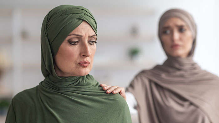 &#8220;AITA For Refusing To Leave My Apartment Because Of My Muslim Roommate&#8217;s Conservative Mom?&#8221;