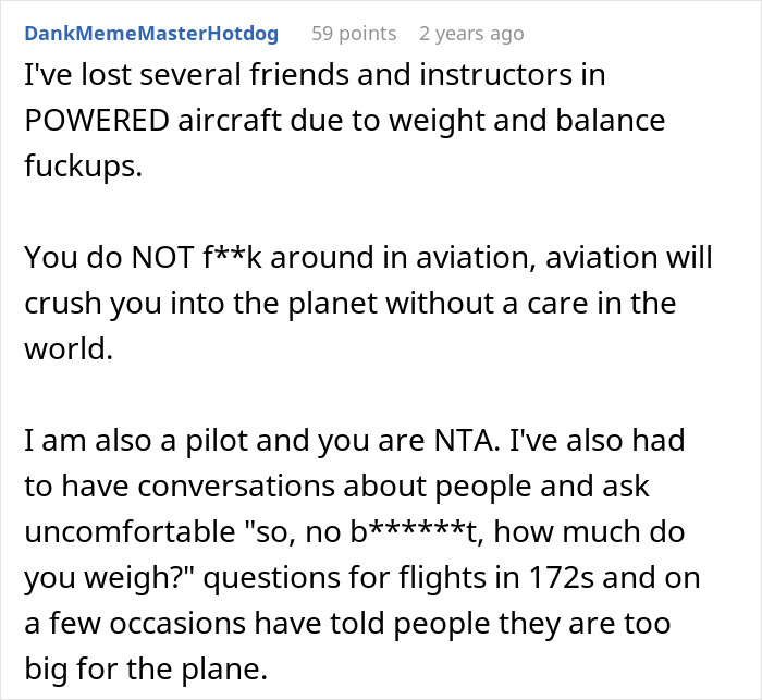 Teens Are Too Fat To Fly In A Small Private Plane, Their Mom Has A Meltdown