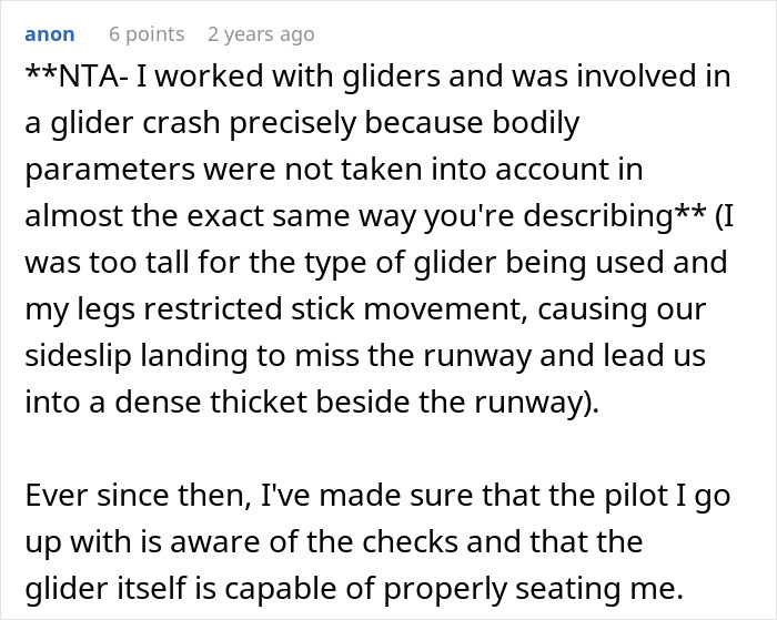 Teens Are Too Fat To Fly In A Small Private Plane, Their Mom Has A Meltdown