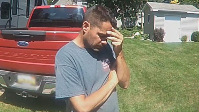 &#8220;Felt So Bad For Him&#8221;: Netizens Left Stunned By Dad’s Devastating Reaction To Wife’s Betrayal