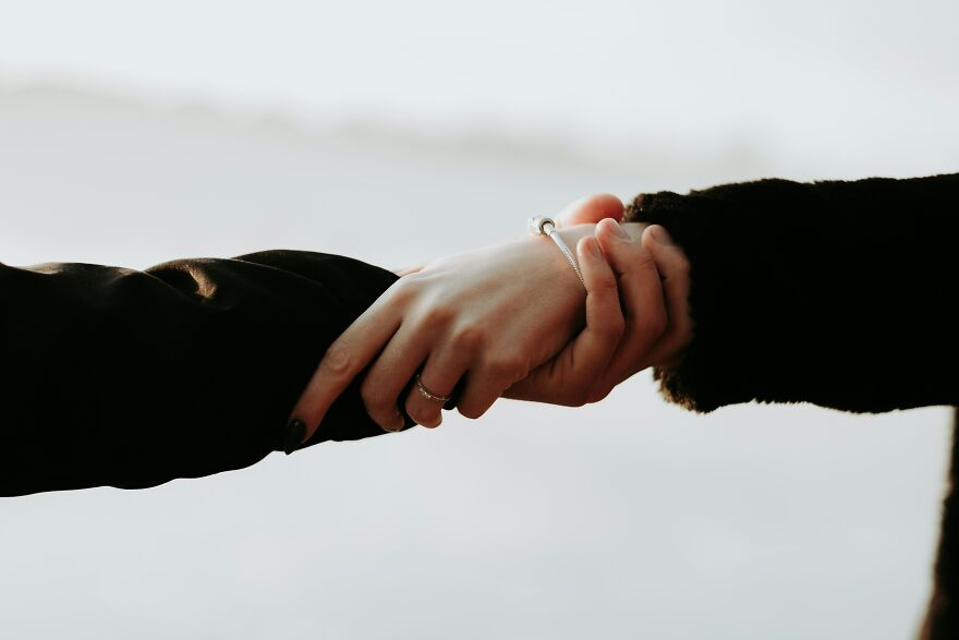 Too Good To Be True: Red Flags In A Relationship Masquerading As Green Lights