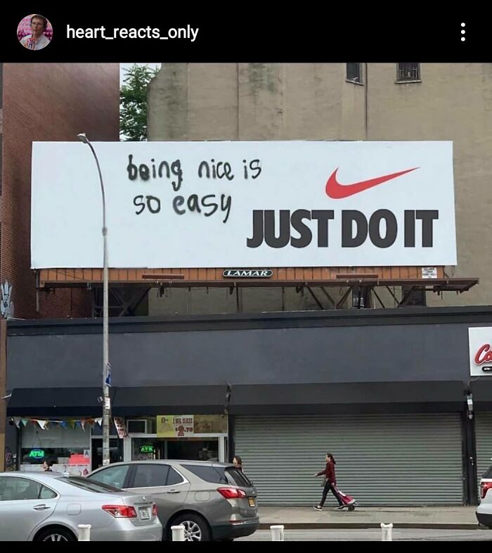 67 Acts Of Harmless Vandalism That Spread More Joy Instead Of Anger, Captured In Random Places
