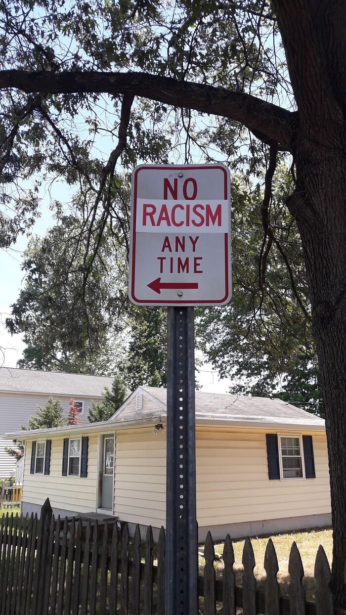 67 Acts Of Harmless Vandalism That Spread More Joy Instead Of Anger, Captured In Random Places