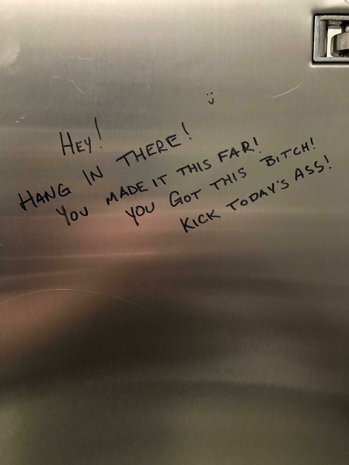 67 Acts Of Harmless Vandalism That Spread More Joy Instead Of Anger, Captured In Random Places