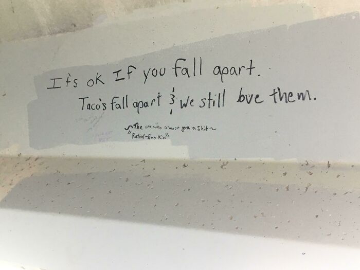 67 Acts Of Harmless Vandalism That Spread More Joy Instead Of Anger, Captured In Random Places