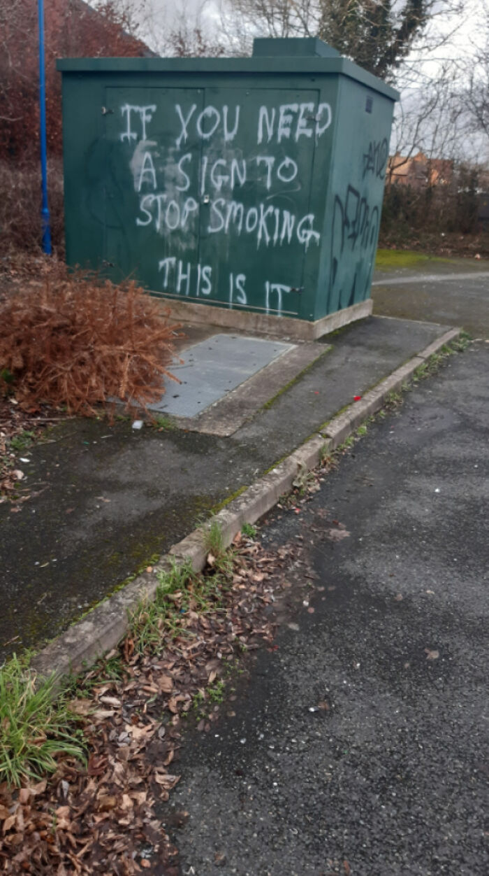67 Acts Of Harmless Vandalism That Spread More Joy Instead Of Anger, Captured In Random Places
