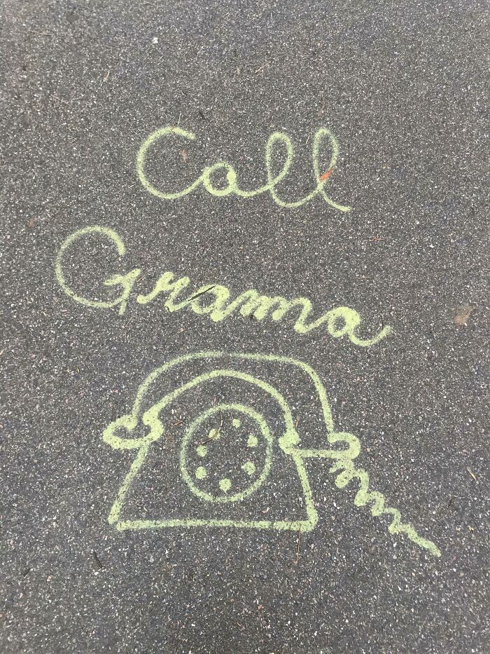 67 Acts Of Harmless Vandalism That Spread More Joy Instead Of Anger, Captured In Random Places