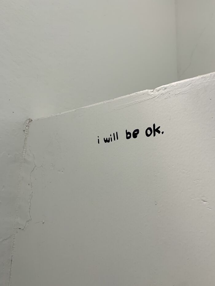 67 Acts Of Harmless Vandalism That Spread More Joy Instead Of Anger, Captured In Random Places