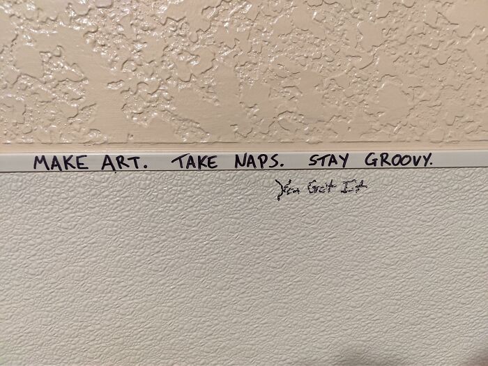 67 Acts Of Harmless Vandalism That Spread More Joy Instead Of Anger, Captured In Random Places