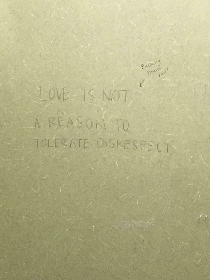 67 Acts Of Harmless Vandalism That Spread More Joy Instead Of Anger, Captured In Random Places