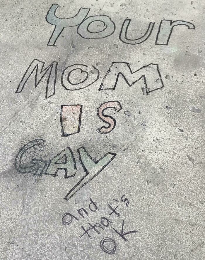 67 Acts Of Harmless Vandalism That Spread More Joy Instead Of Anger, Captured In Random Places