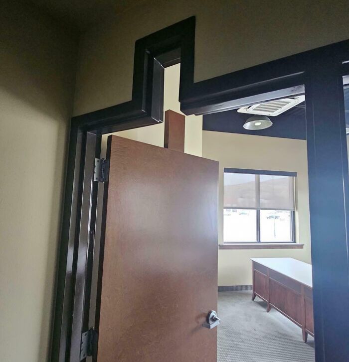 66 Hilariously Bad Jobs Done By Someone Who Just Wanted To Get It Over With And It Shows