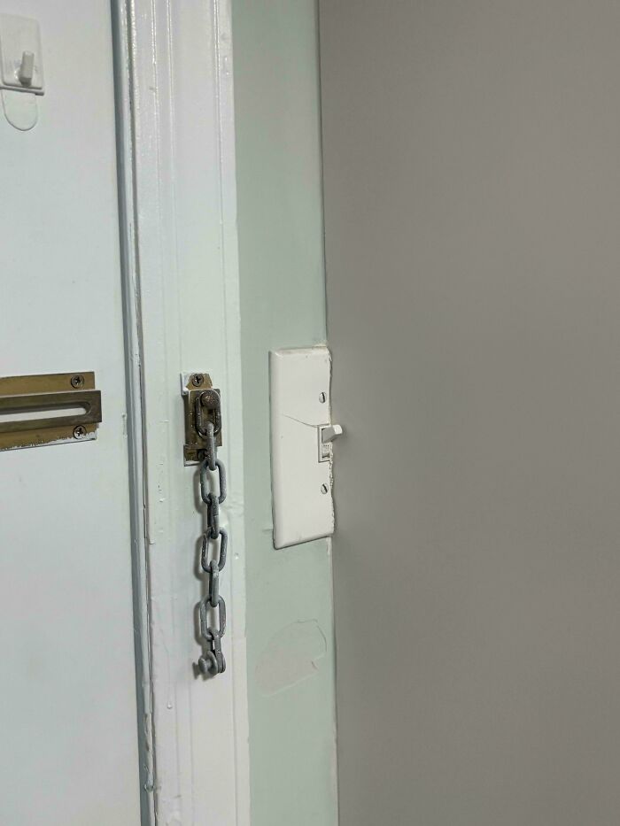66 Hilariously Bad Jobs Done By Someone Who Just Wanted To Get It Over With And It Shows