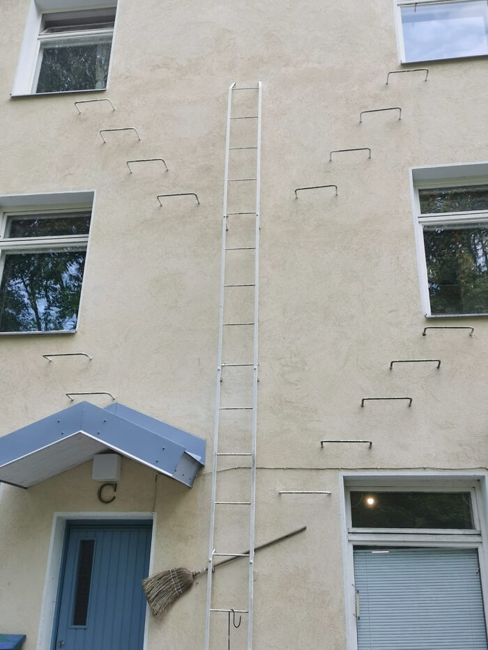66 Hilariously Bad Jobs Done By Someone Who Just Wanted To Get It Over With And It Shows