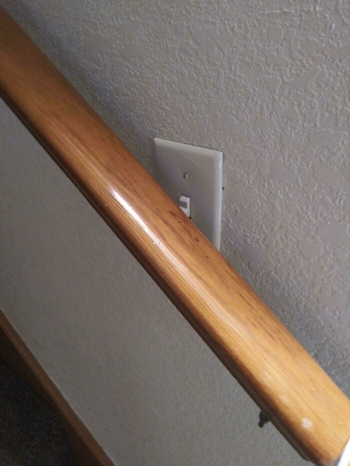 66 Hilariously Bad Jobs Done By Someone Who Just Wanted To Get It Over With And It Shows